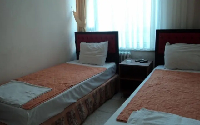 Yavuz Hotel