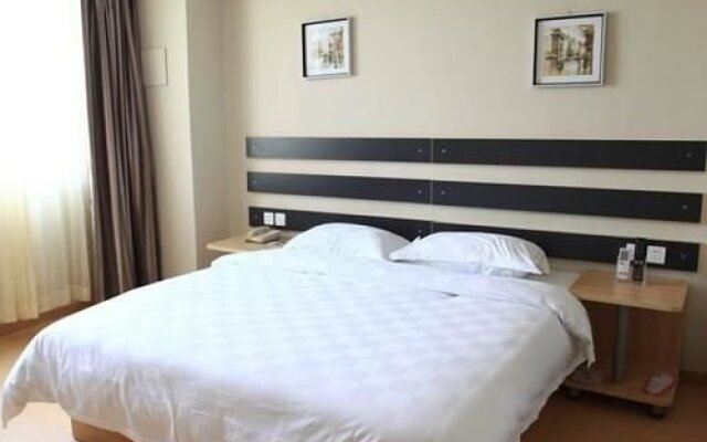 Super 8 Hotel Shijiazhuang New Railway Station West Square