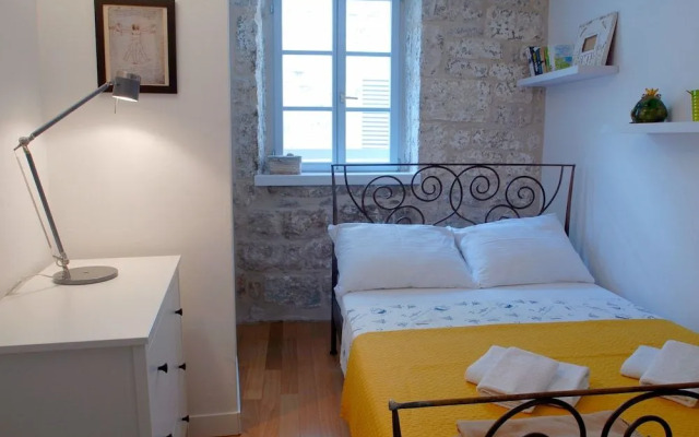 Dolce Vita Stone House Hvar
