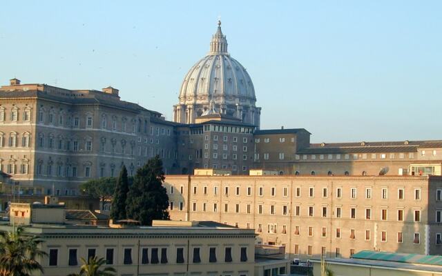 Vatican Vista