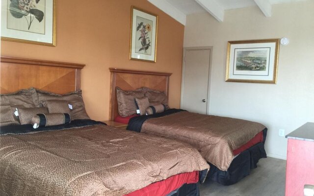 Pelican Inn and Suites