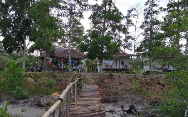 Villa Encantador Resort