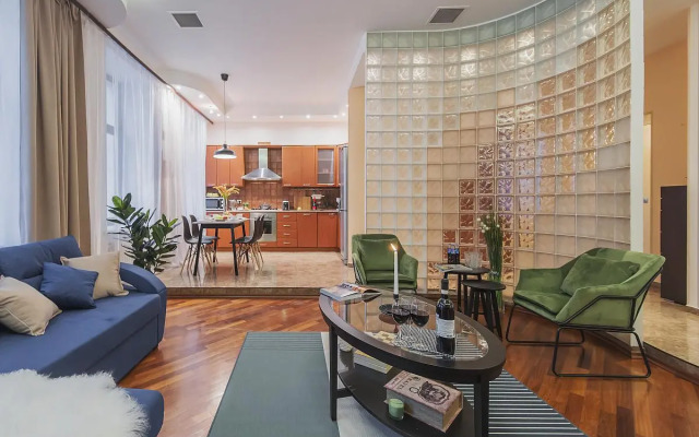 GMApartments (ДжиЭмАпартментс) на переулке Филипповский