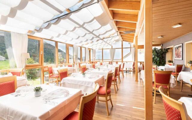 Berghotel Jochgrimm - Your hoome in the Dolomites