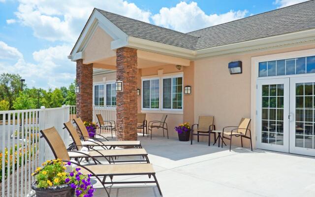 Staybridge Suites Philadelphia Valley Forge 422 by IHG