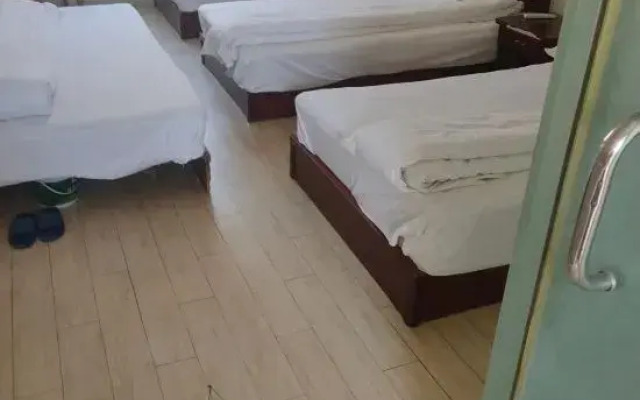Langxi Qinda Business Hotel