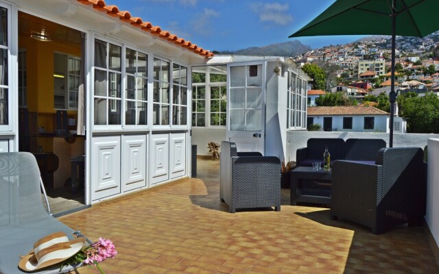 Top Floor with terrace in Funchal