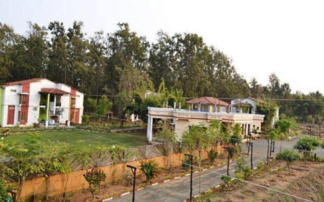 Kanha Meadows Resort