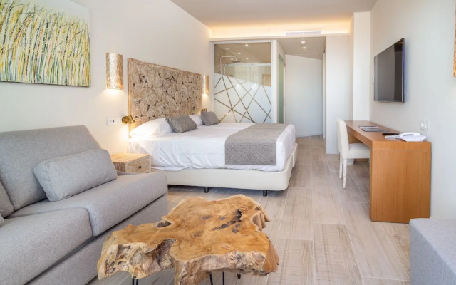 Hotel Zahara Beach by Q Hotels