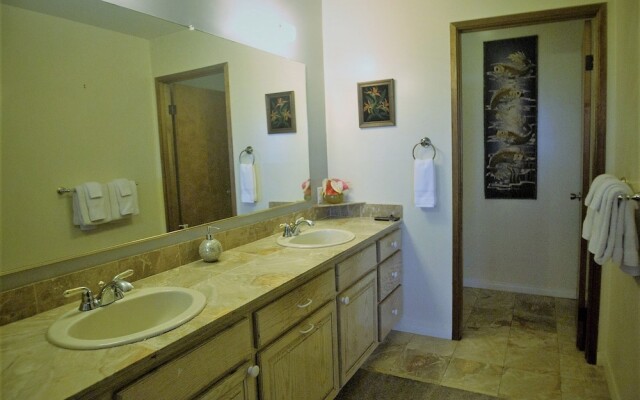 The Inn at Kulaniapia Falls