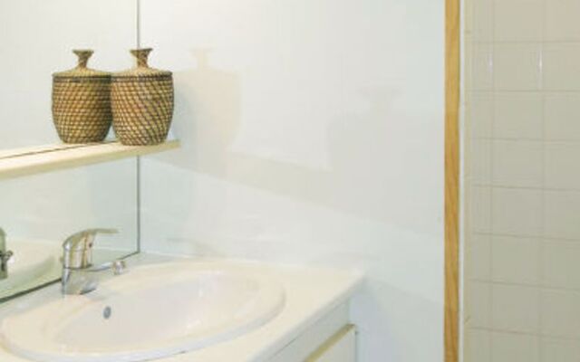 Les Petites Iles (PEI300)