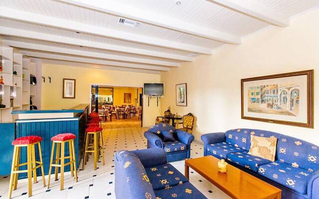 Melody Hotel