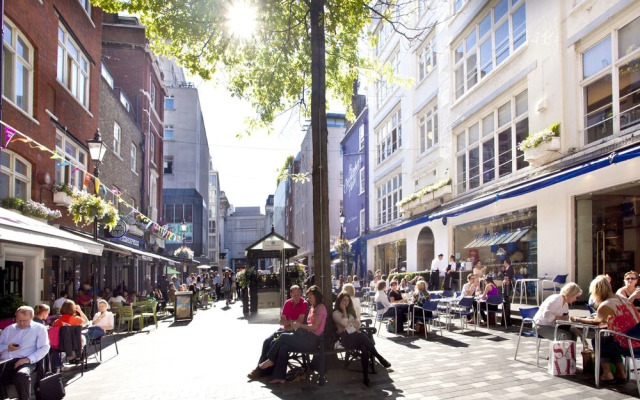 Premium St Christophers Place