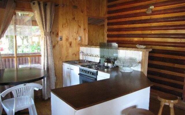 Mae Joa Turismo - Cabañas & Camping Familiar