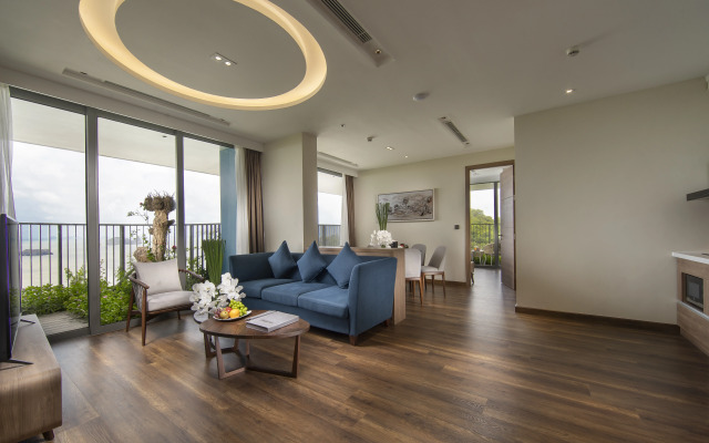 Flamingo Premium Lan Ha Bay Resort