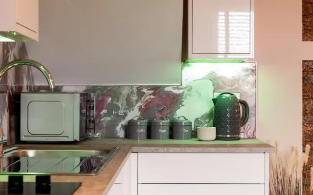 Huge 1-bed Apartment in Kent