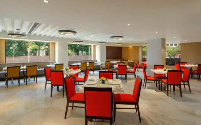 Ginger Greater Noida, Pari Chowk