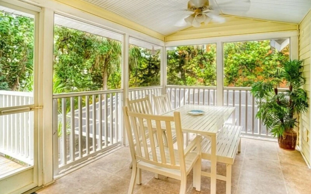 Bird Of Paradise 4 Bedroom Home by RedAwning