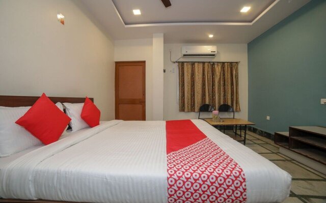 Oyo 23706 Super Deluxe Guest House