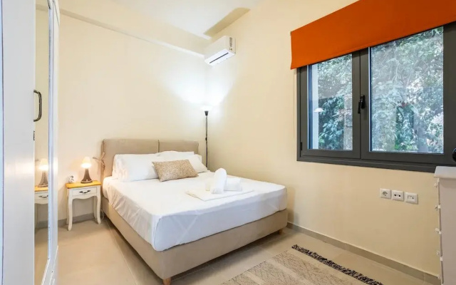 Jeannette s Seaside Getaway - Kalamata Urban Gem