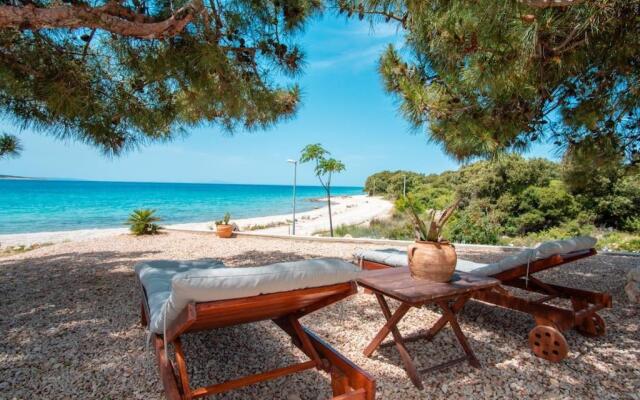 Beautiful house next to the sea