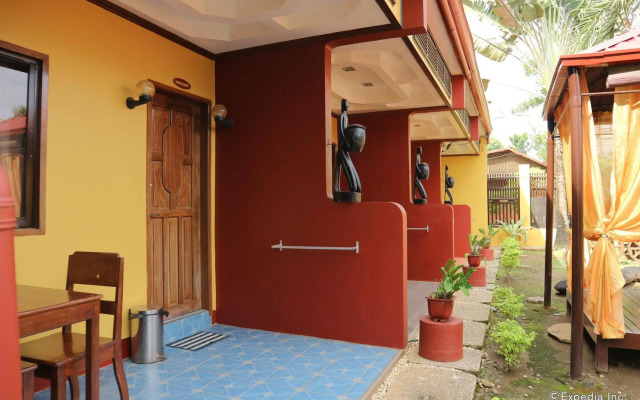 Tres Pension House