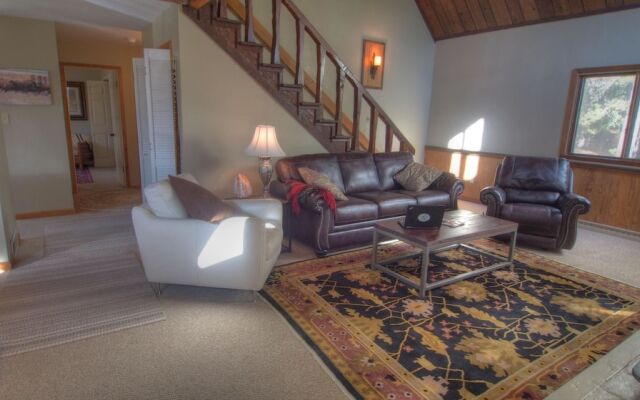 Dory Lakes Cabin by RedAwning