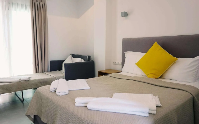 Stavros Beach Hotel