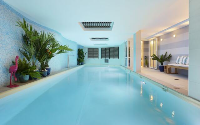 Kyriad Paris XV Lecourbe