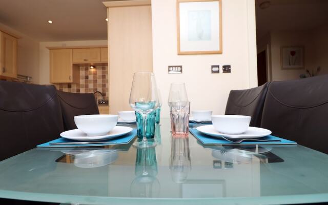 3 Bed Apartment - Mermaid Quay