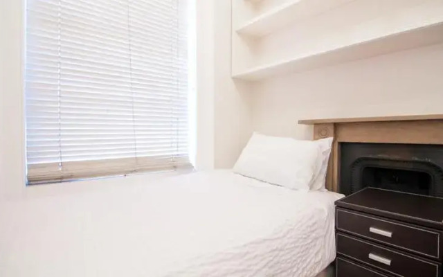 Regents Park Rooms