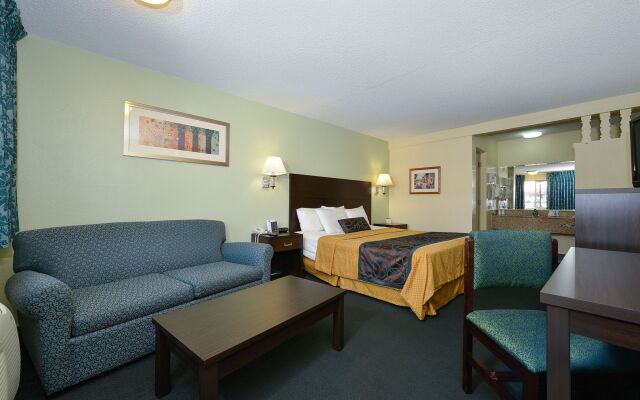 University Inn & Suites