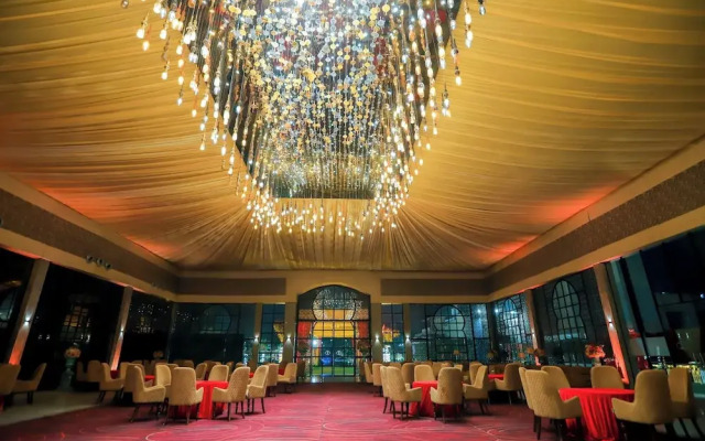 Bel-La Monde Hotel NH8 at 6km from IGI Airport Delhi