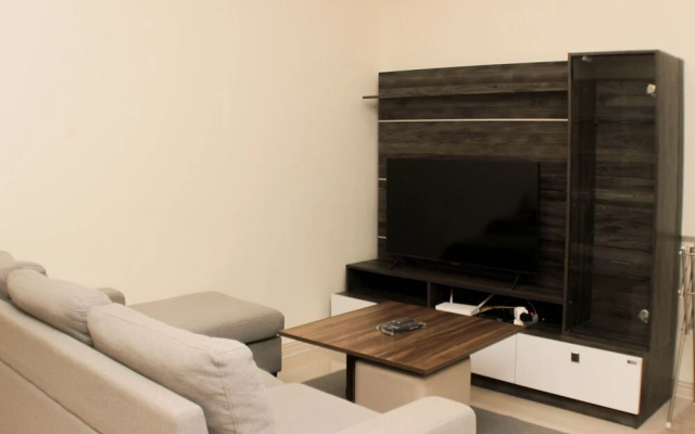 Comfy And Tidy 2Br At Meikarta Apartment