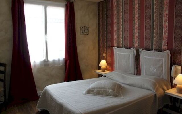 Logis Hotel Le Saint Marc