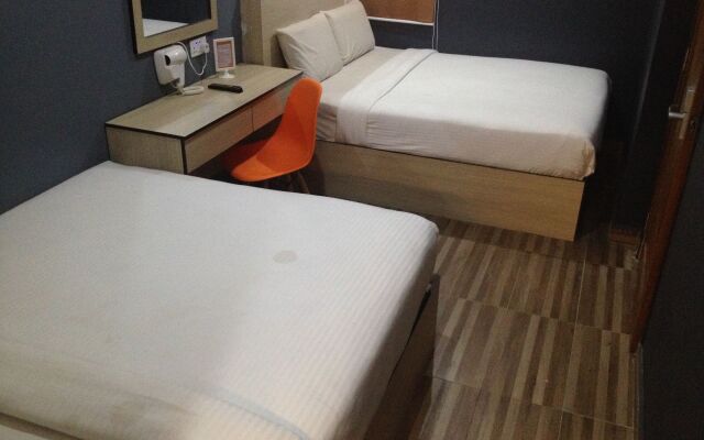 Dj Citi Inn Family Suite