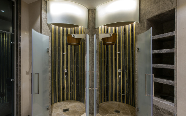 Hilton Istanbul Kozyatagi - Image 2