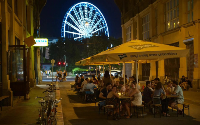 Green Pearl Apartment