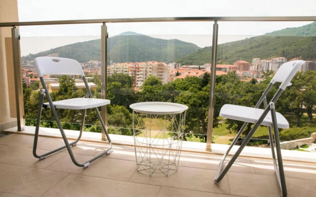 Mina Studio Apartment Budva
