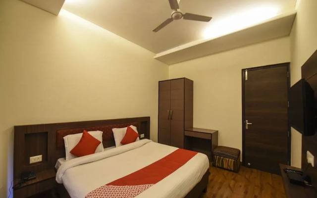 Hotel Barog Villa by OYO Rooms