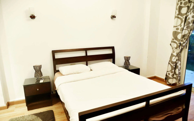 Carlton Deluxe Residences & Apartments
