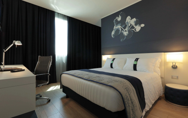 Holiday Inn Milan Nord Zara by IHG
