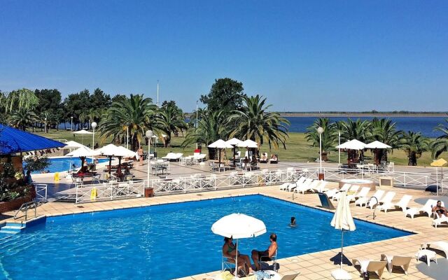 Hotel Marina del Faro Resort