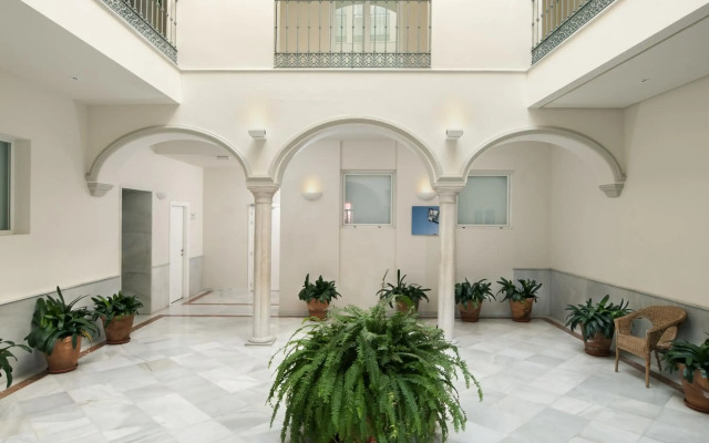 Suites Sevilla Plaza Apartamentos