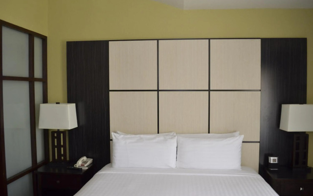 Super 8 by Wyndham Irving/DFW Apt/North