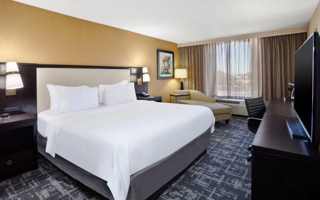 Crowne Plaza Hotel Greenville-I-385-Roper Mtn Rd by IHG