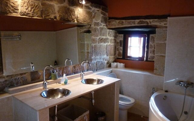 Casa Rural Los Abedules - Casas Valrural