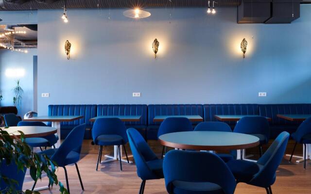 ODDSSON Midtown Hotel