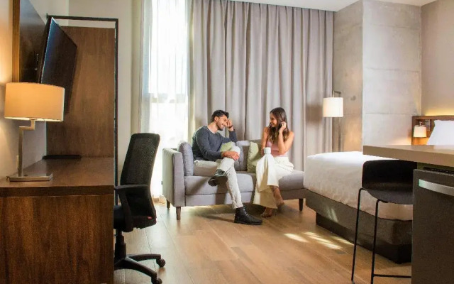 Staybridge Suites Guadalajara Novena by IHG