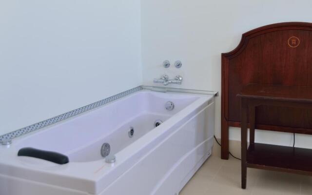 New Andalusian House 33 Free Private Parking